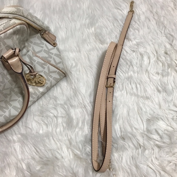 Michael Kors bag - Picture 8 of 8